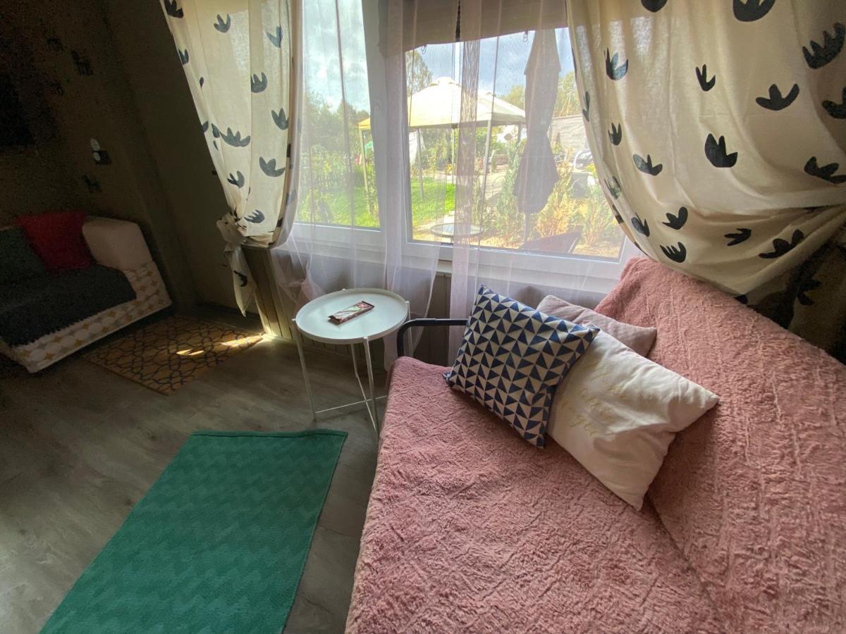 리가 Amazing Little House On An Island With Garden 빌라 외부 사진