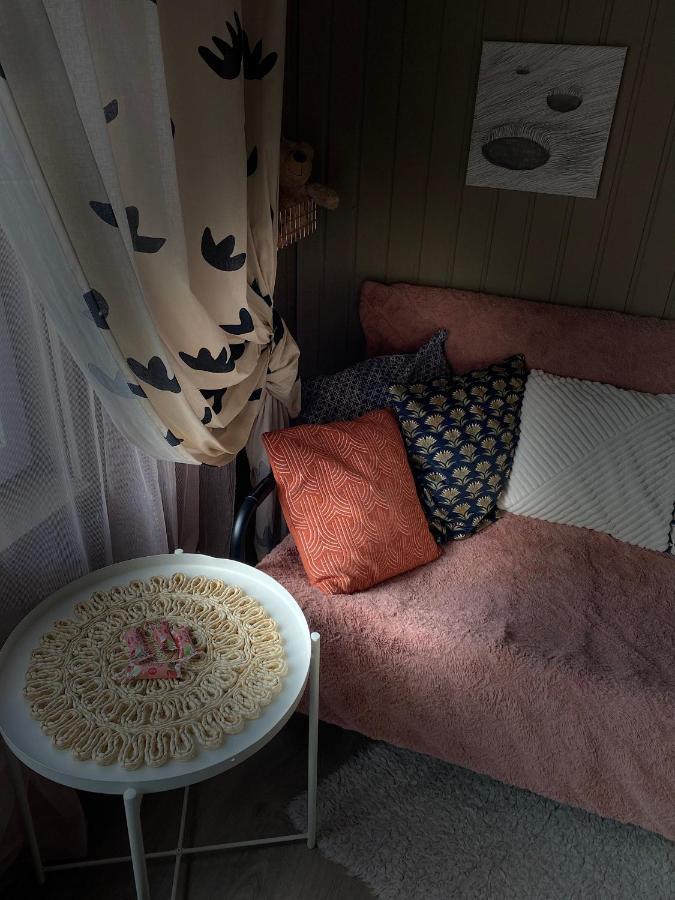 리가 Amazing Little House On An Island With Garden 빌라 외부 사진